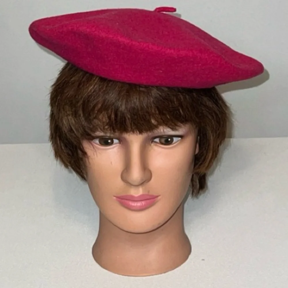 Kangol Beret Hat Cap Womans One Size Pink Modelaine100% wool Designed GP Casual